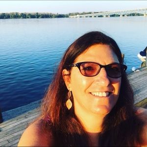 Meet your Posher, Cathy